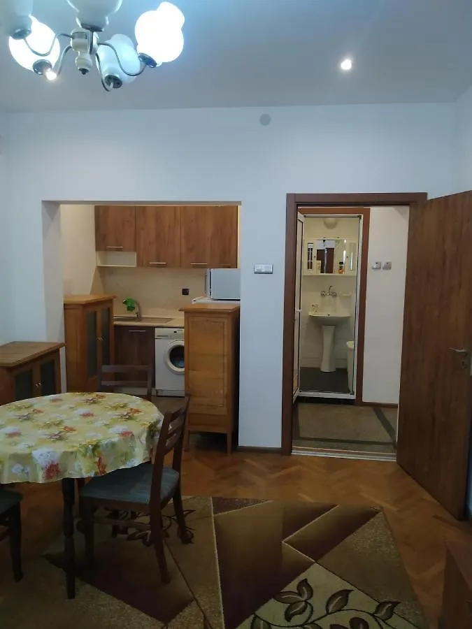 Ferienwohnung 27 Юли 3 Бюджет Warna Apartment